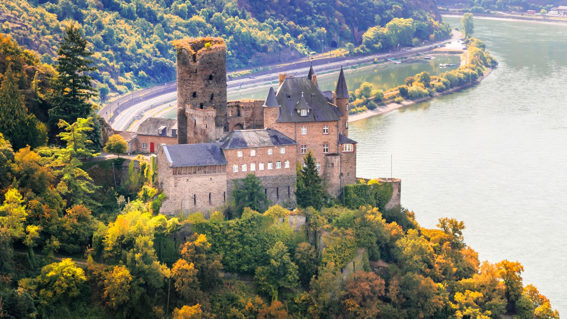 莱茵河谷:城堡