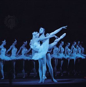 芭蕾舞:《天鹅湖》